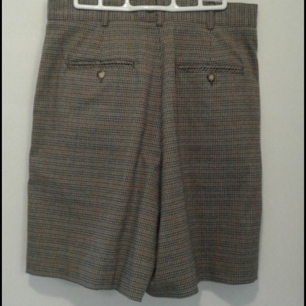 Shorts - Picture 2 of 2